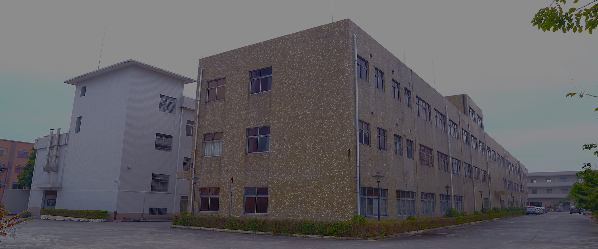 wireless lapel lavalier microphone